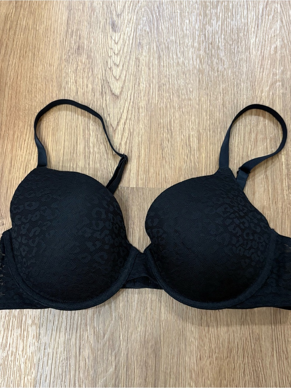 Victoria’s Secret black leopard lacy bra
